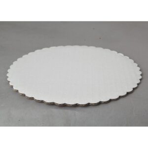 C-Flute White Scalloped Cake Circles